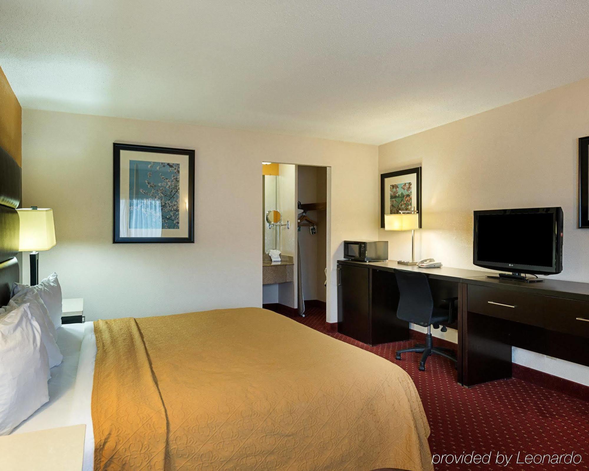 Quality Inn & Suites College Park Exterior foto